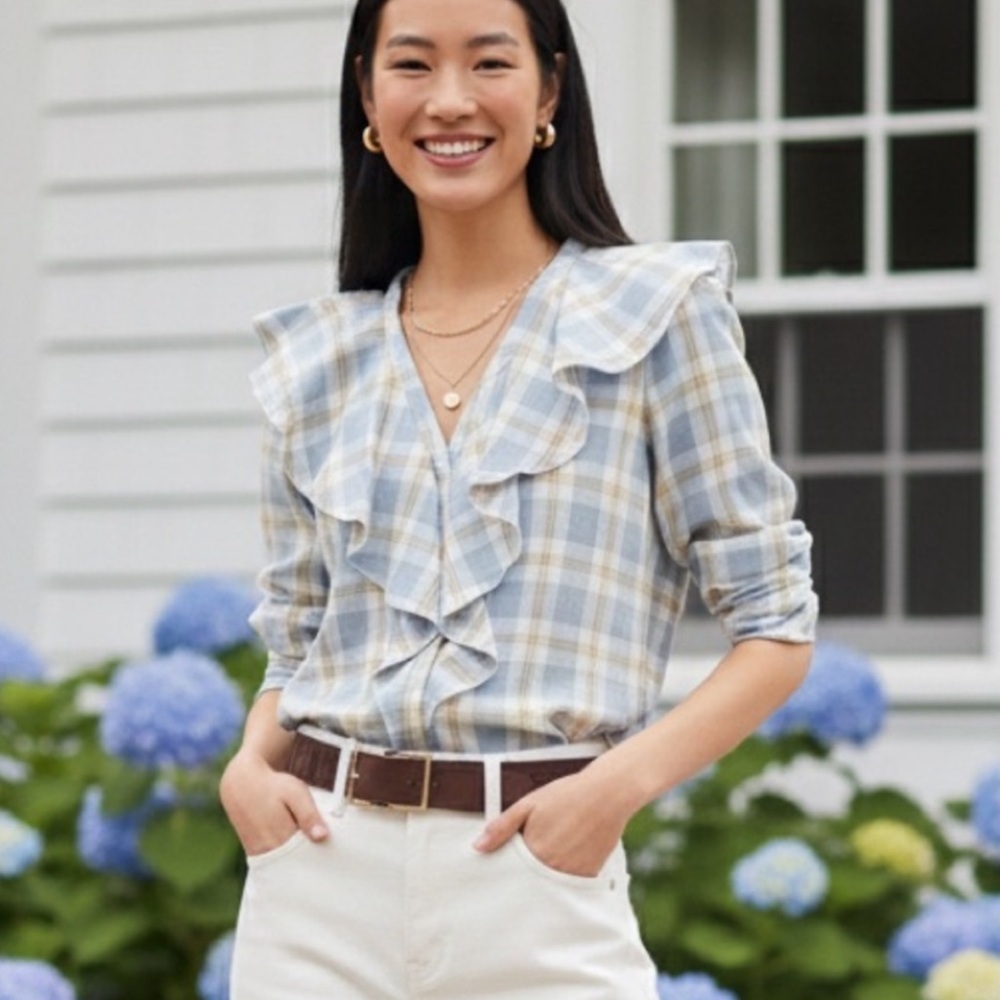 NWOT Tuckernuck V Neck Ruffle Eileen Button Down Shirt